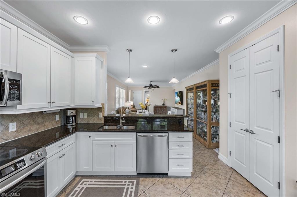 VERONA WALK - Residential