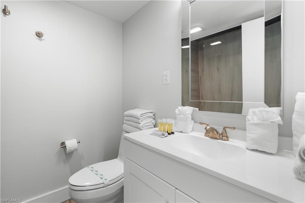 BEACH AND TENNIS CLUB - Residential