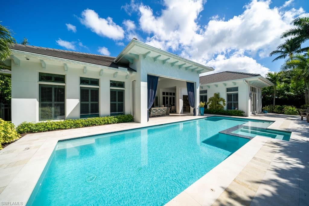 MOORINGS - Residential