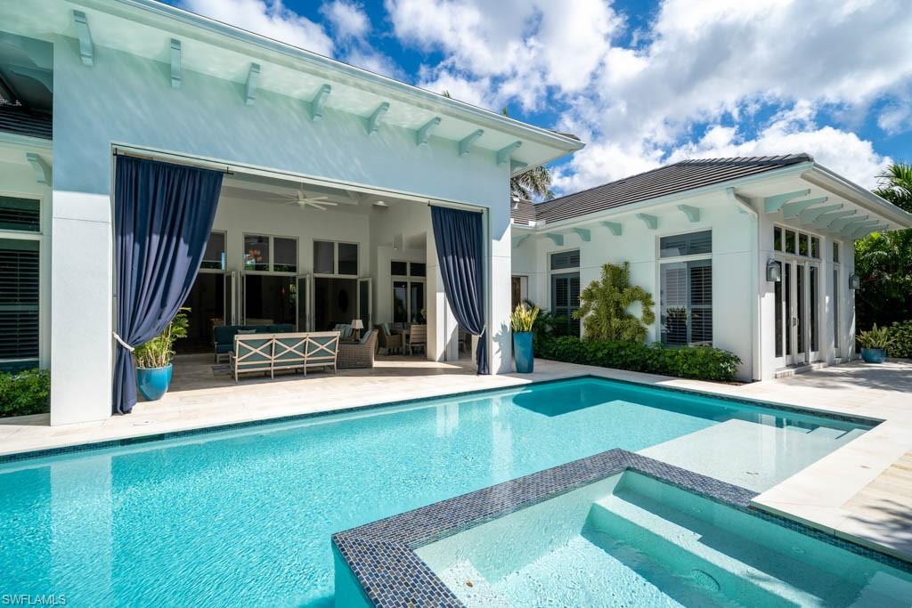 MOORINGS - Residential