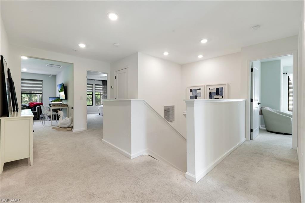 VENTANA POINTE - Residential