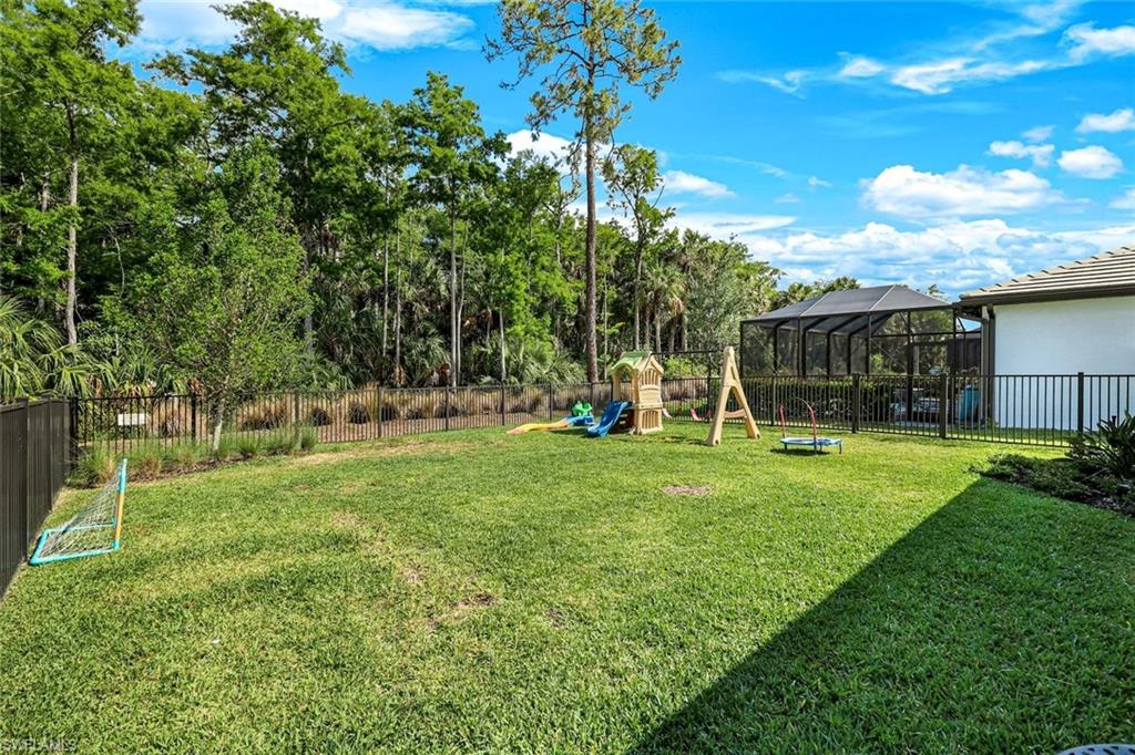 VENTANA POINTE - Residential