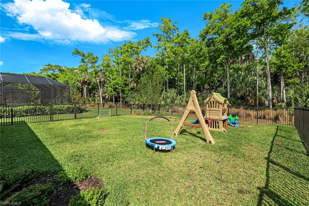 VENTANA POINTE - Residential