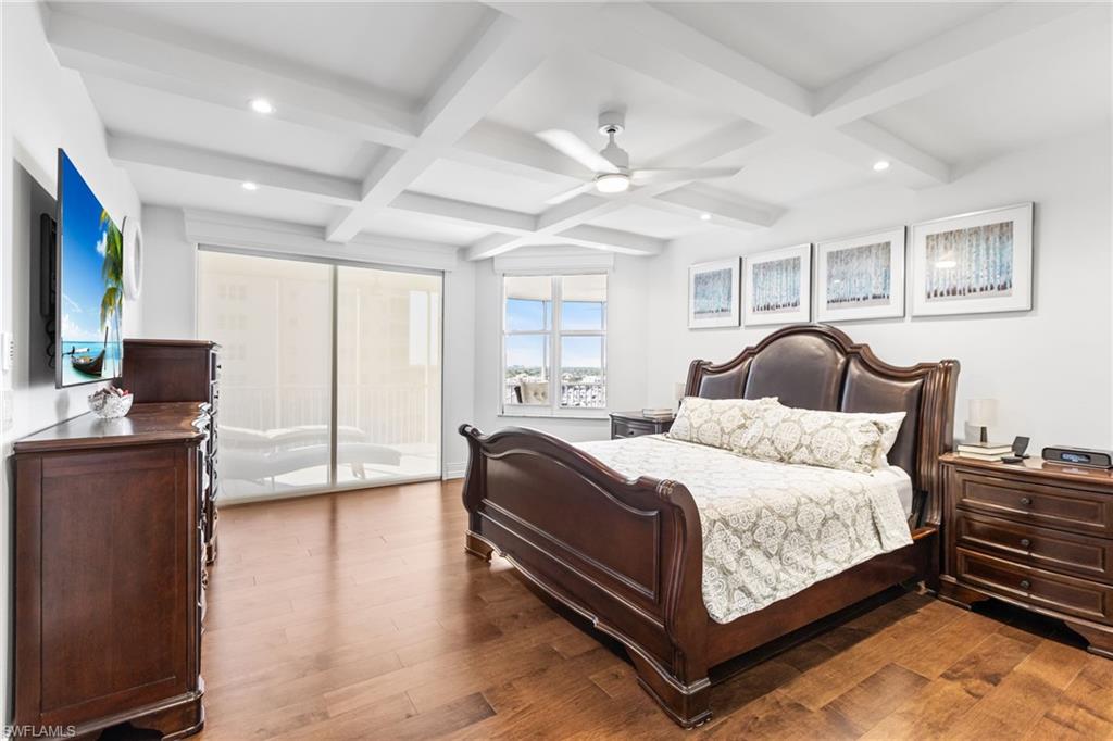 THE SHORES - Residential