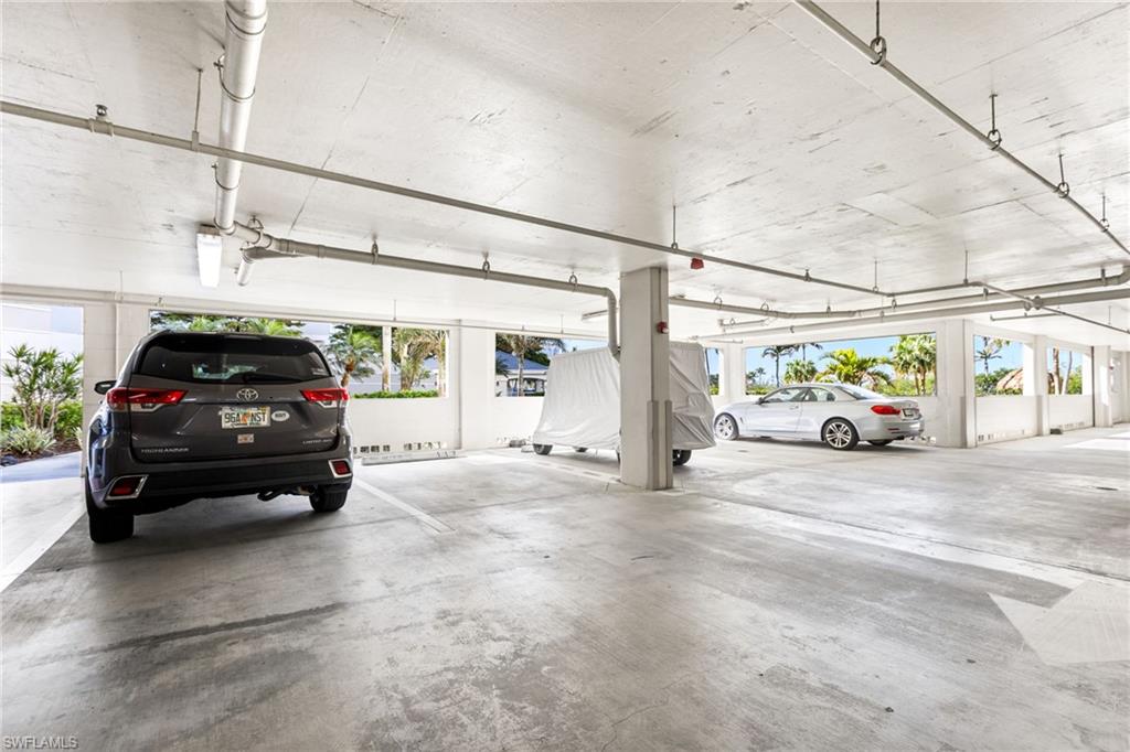 THE SHORES - Residential