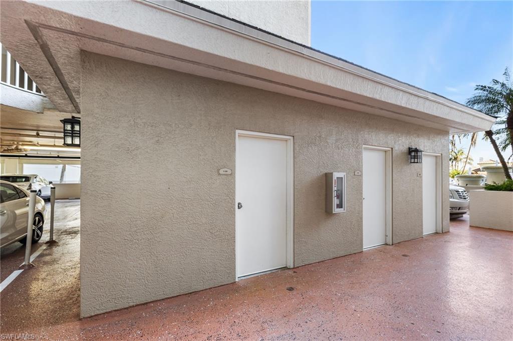 THE SHORES - Residential