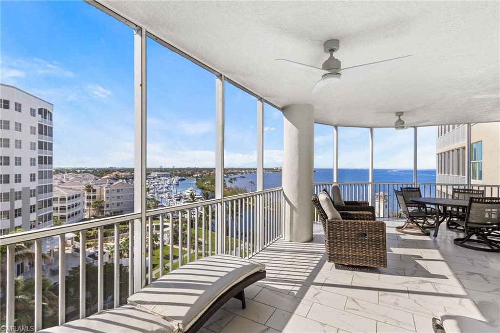 THE SHORES - Residential