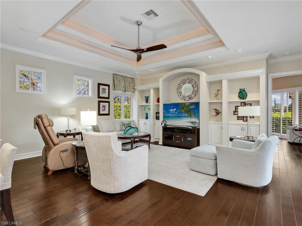 KENSINGTON GARDENS - Residential