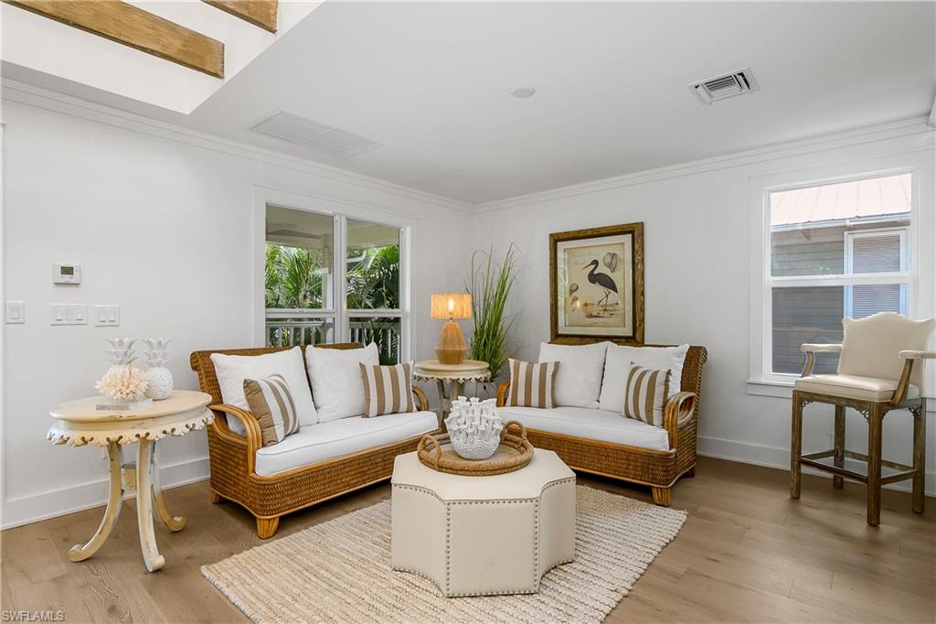 WEEKS REBECCA - Residential