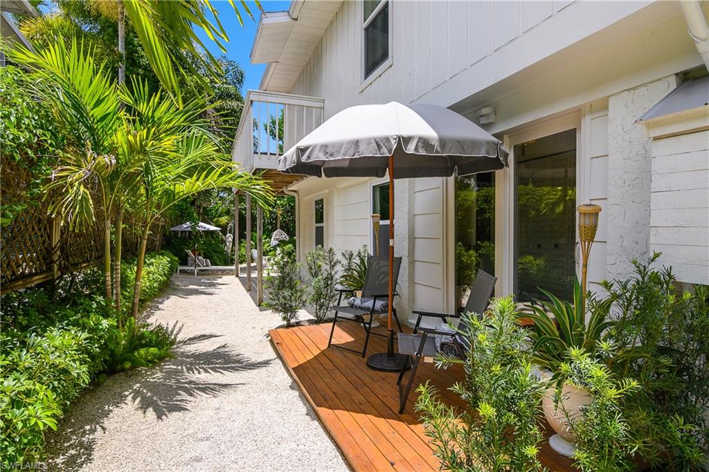 WEEKS REBECCA - Residential