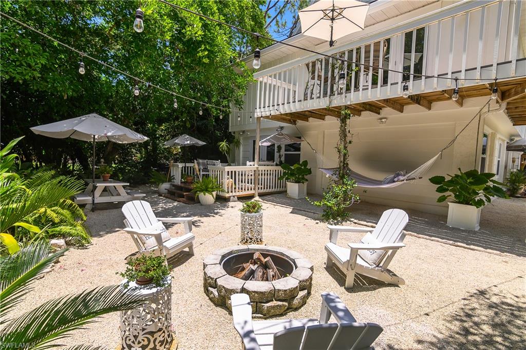 WEEKS REBECCA - Residential