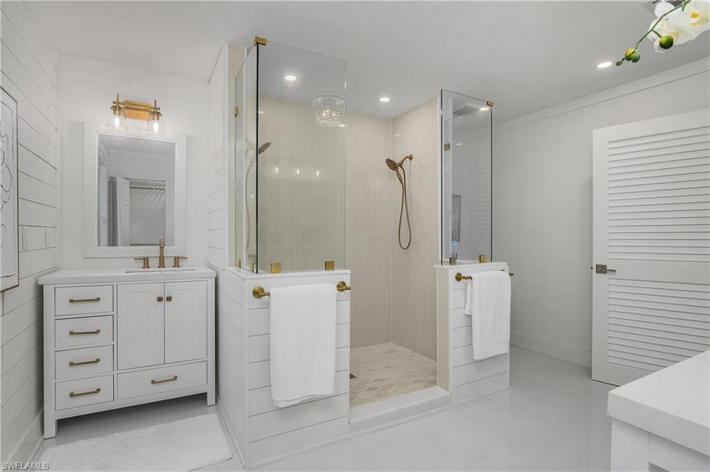 WEEKS REBECCA - Residential