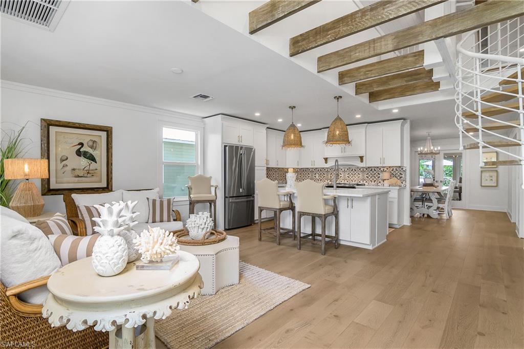 WEEKS REBECCA - Residential