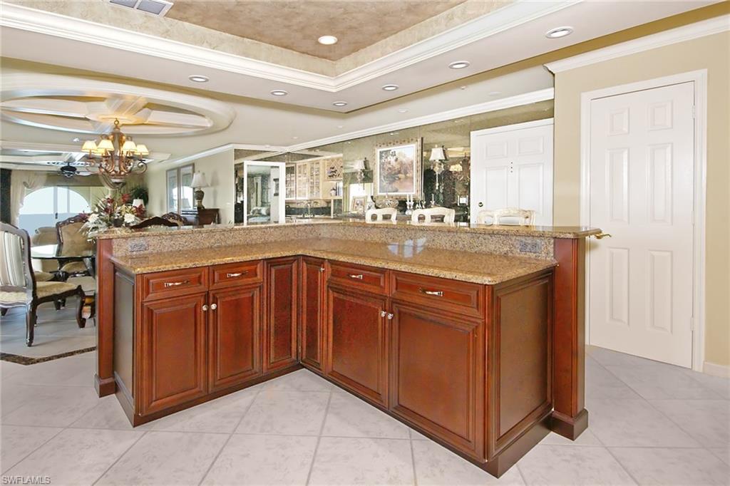 SUNSET BAY - Residential