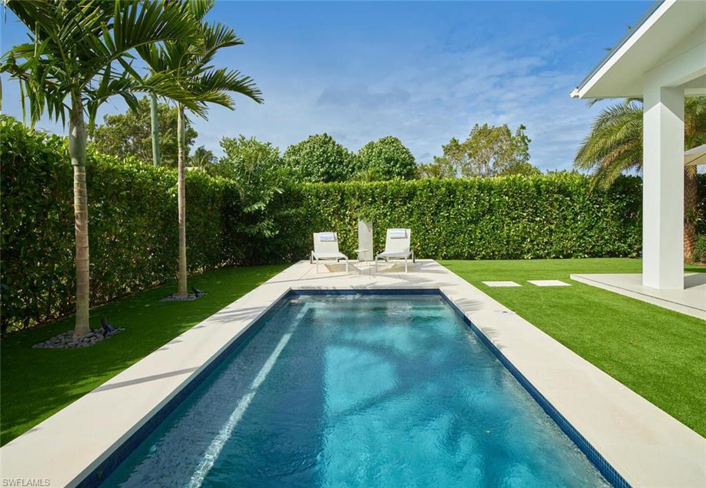 LAKE PARK - Residential