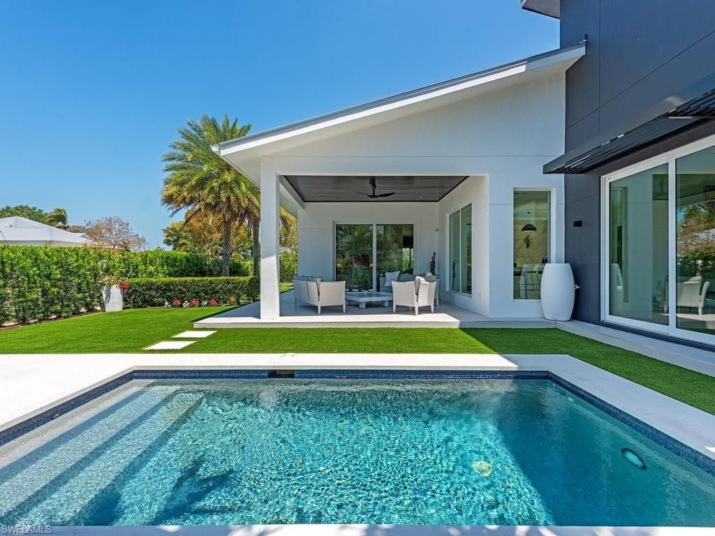 Photo of 1218 14th AVE N, NAPLES, FL 34102 (MLS # 226016846)