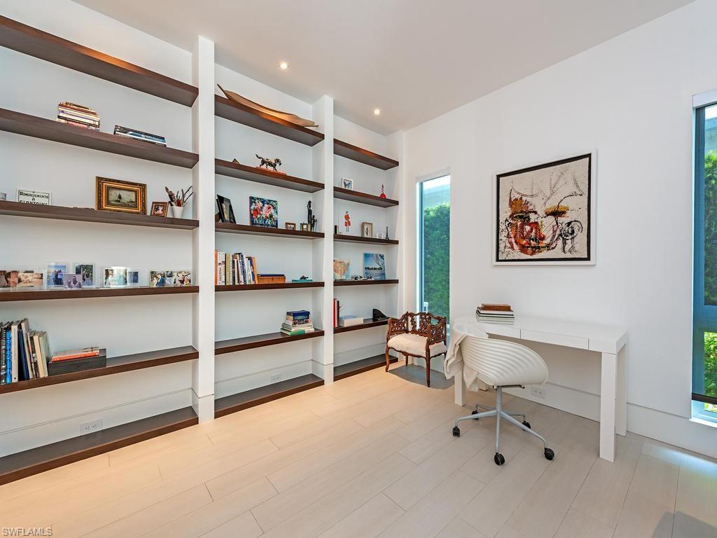 LAKE PARK - Residential