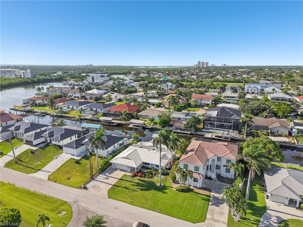 LITTLE HICKORY SHORES - Residential