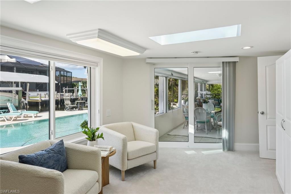 LITTLE HICKORY SHORES - Residential