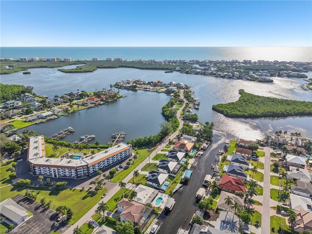 LITTLE HICKORY SHORES - Residential