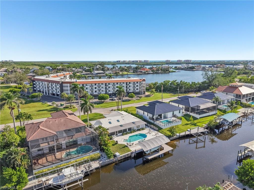 LITTLE HICKORY SHORES - Residential