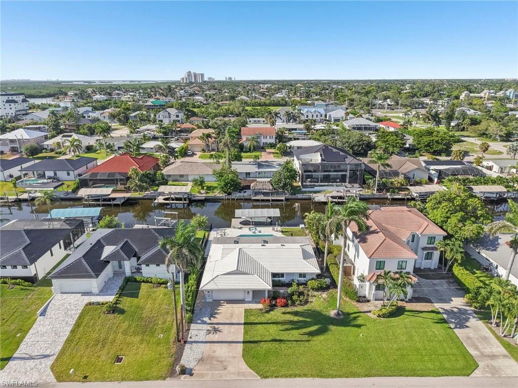 LITTLE HICKORY SHORES - Residential