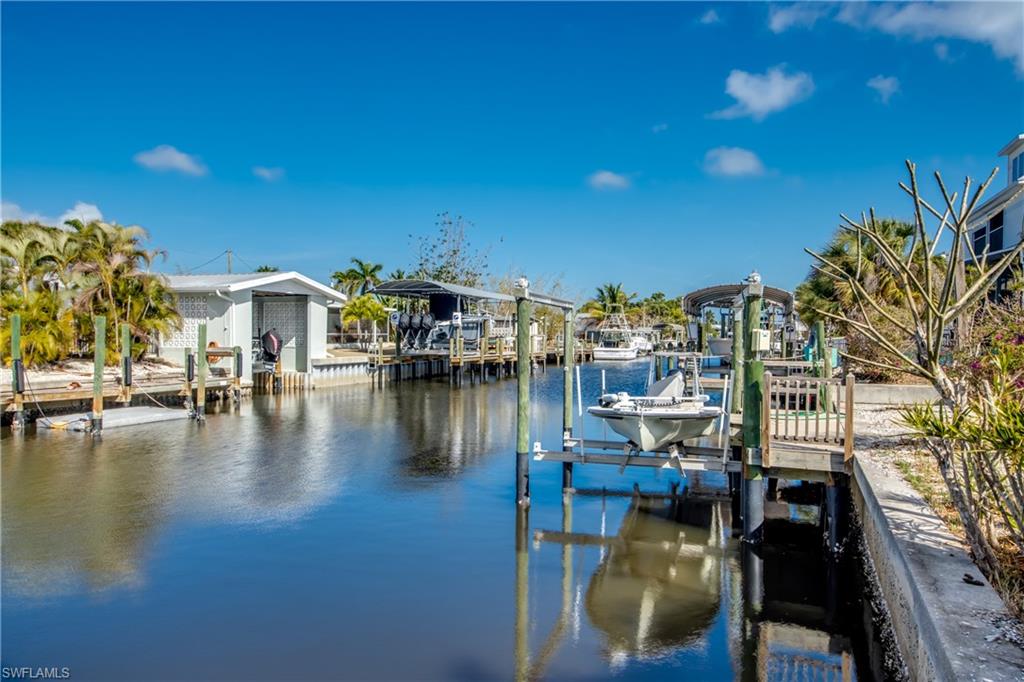 SANDY SHOALS - Residential