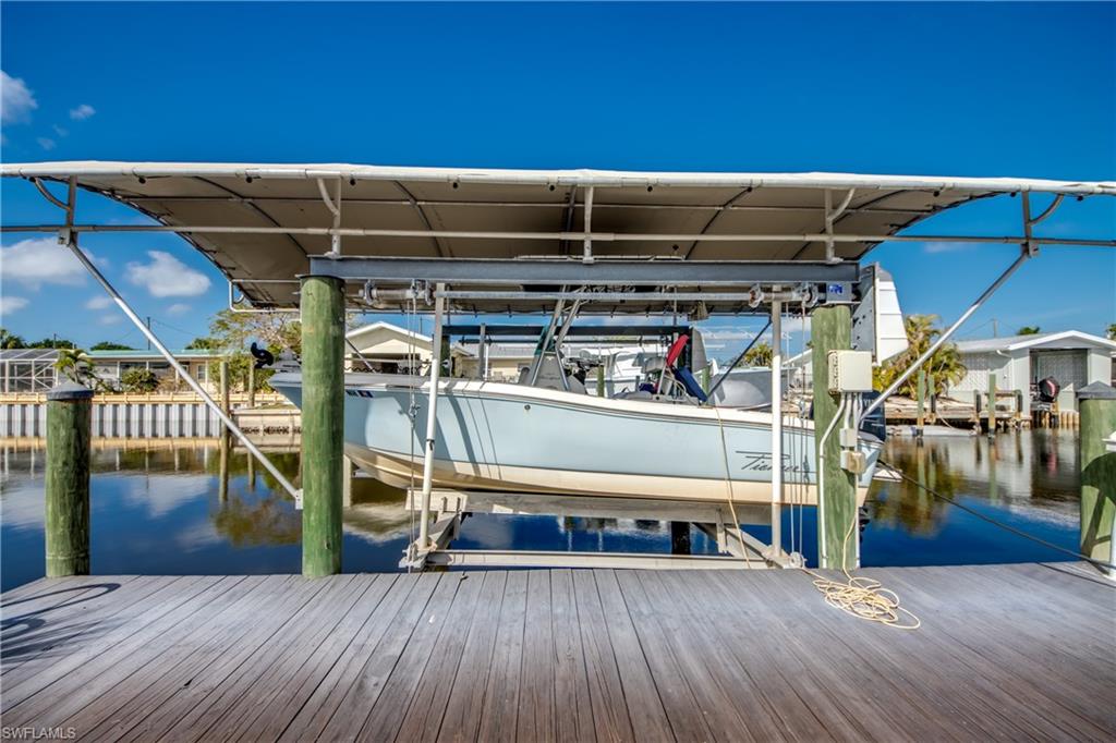 SANDY SHOALS - Residential