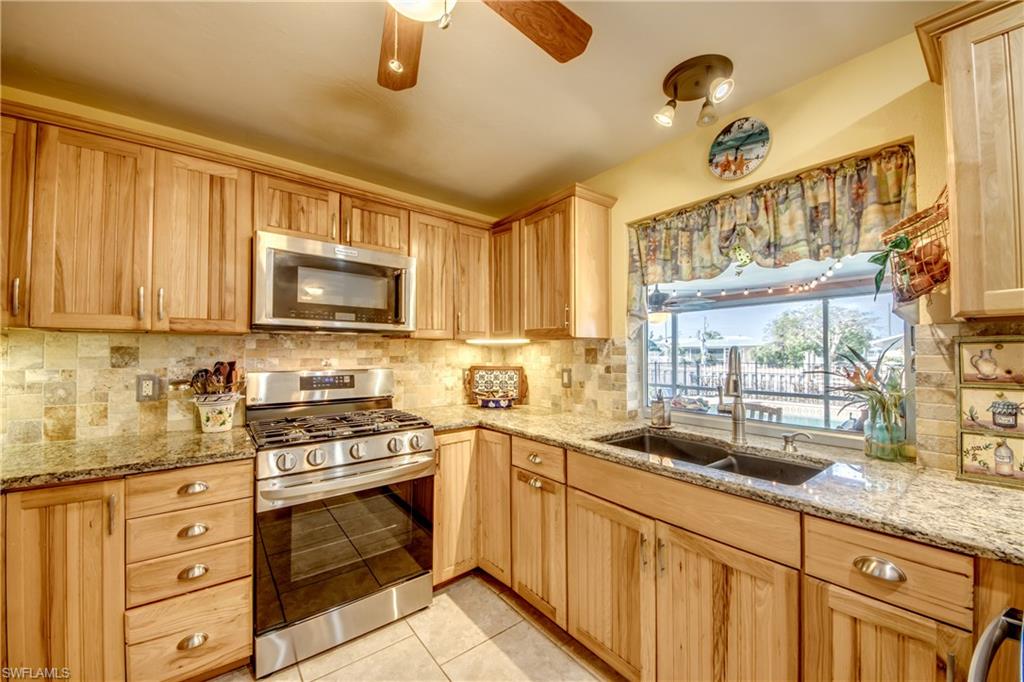 SANDY SHOALS - Residential