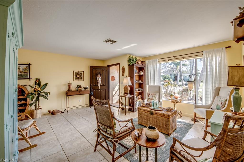 SANDY SHOALS - Residential