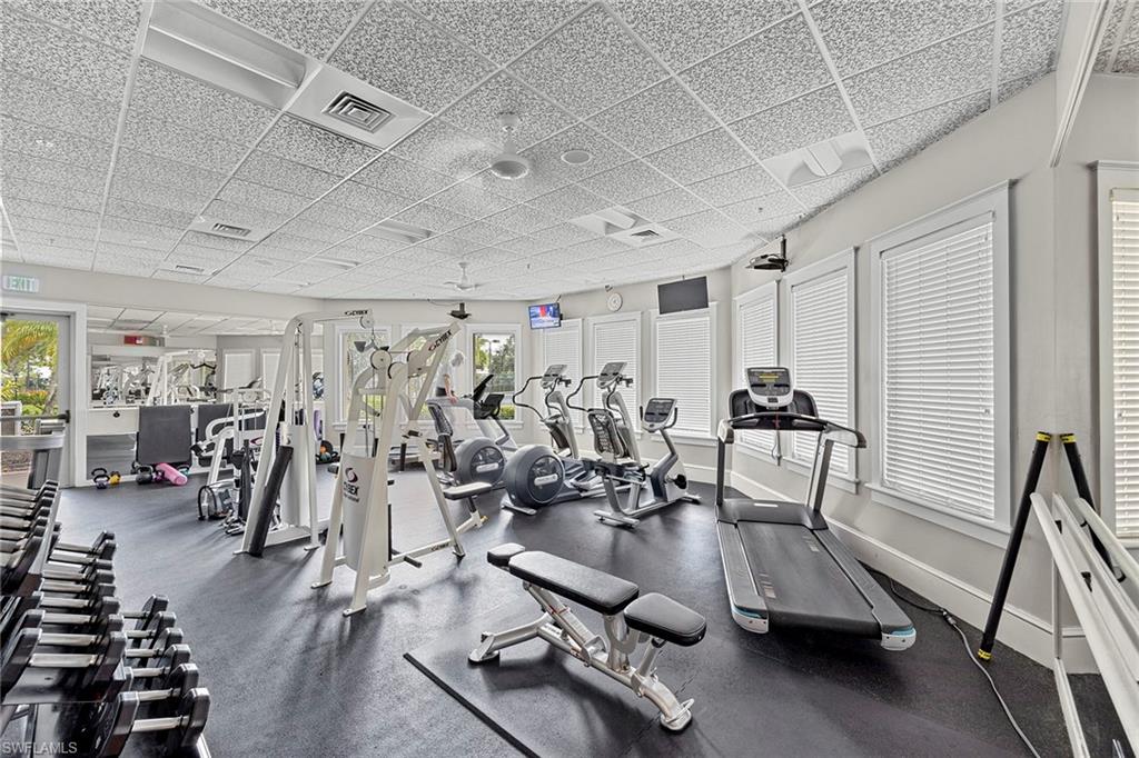 LONGSHORE LAKE - Residential