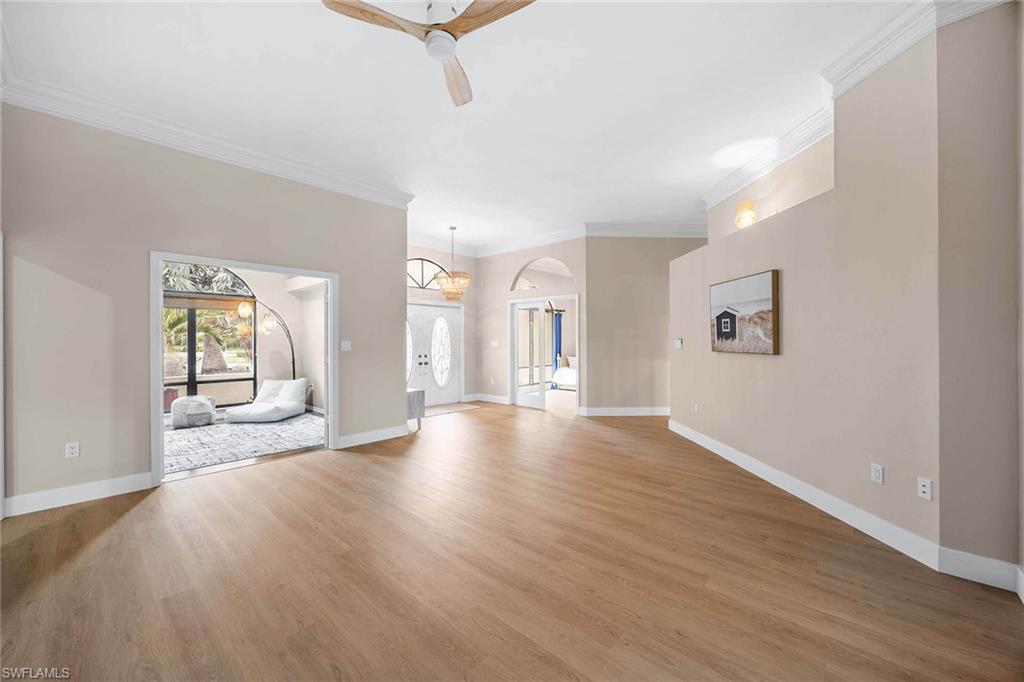 LONGSHORE LAKE - Residential