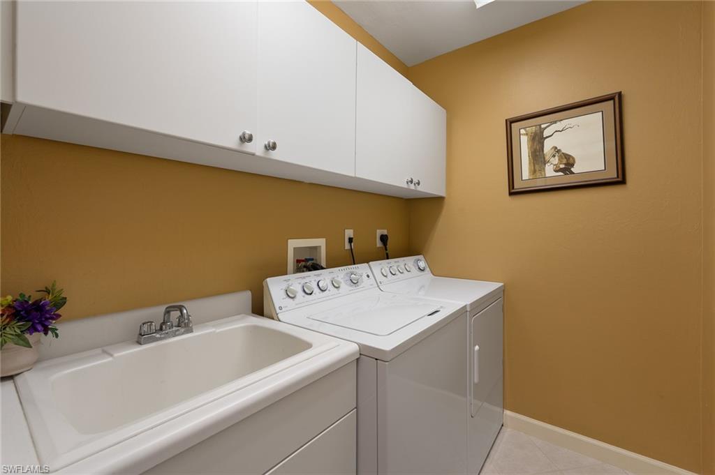 THE SHORES - Residential