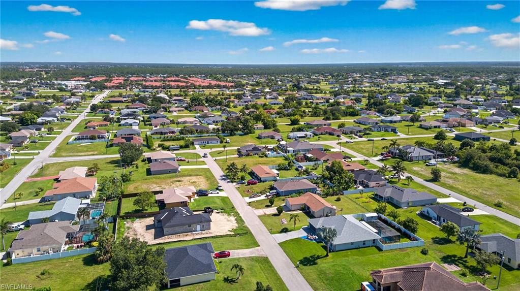 CAPE CORAL - Residential