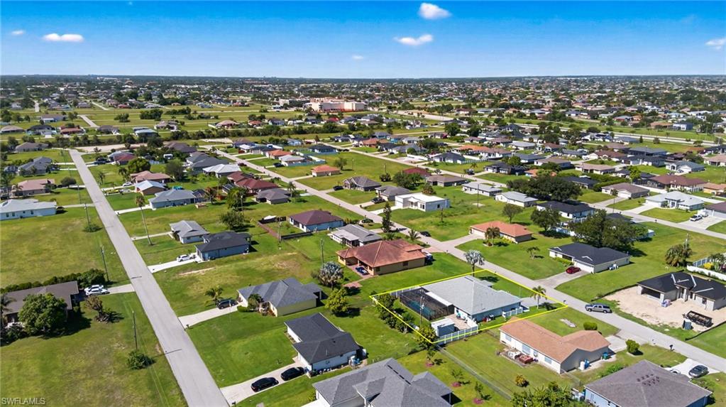 CAPE CORAL - Residential