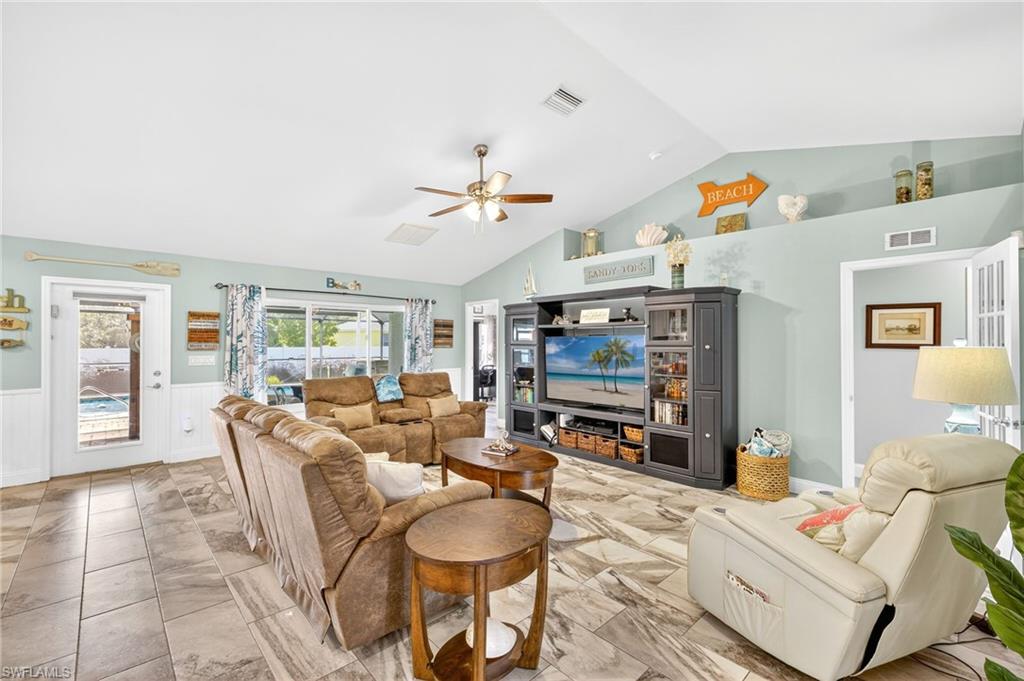 CAPE CORAL - Residential