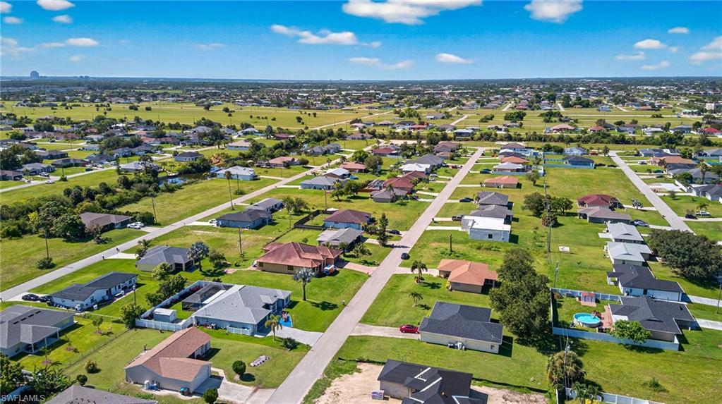 CAPE CORAL - Residential