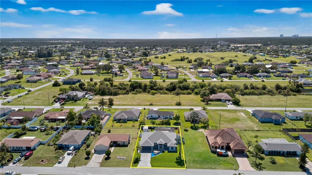 CAPE CORAL - Residential