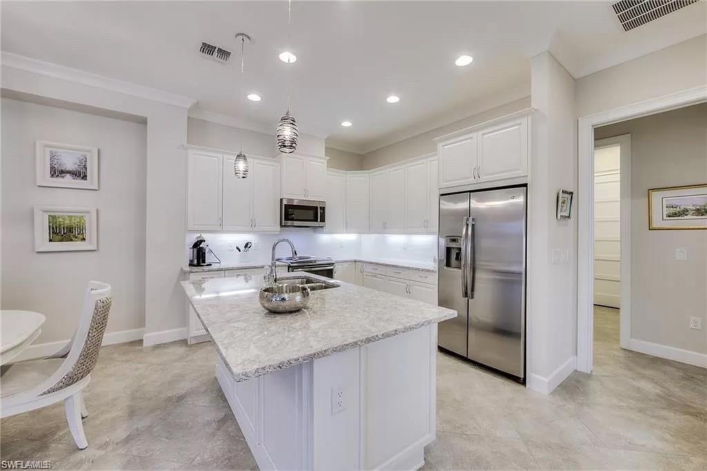 ISLES OF COLLIER PRESERVE - Residential