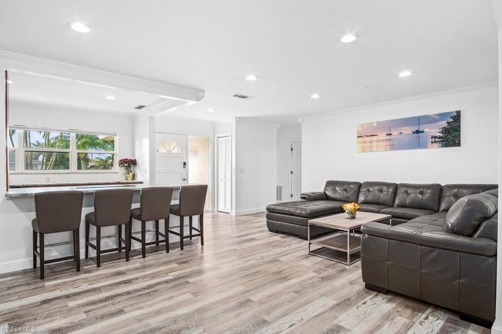 152 Coral Vine DR