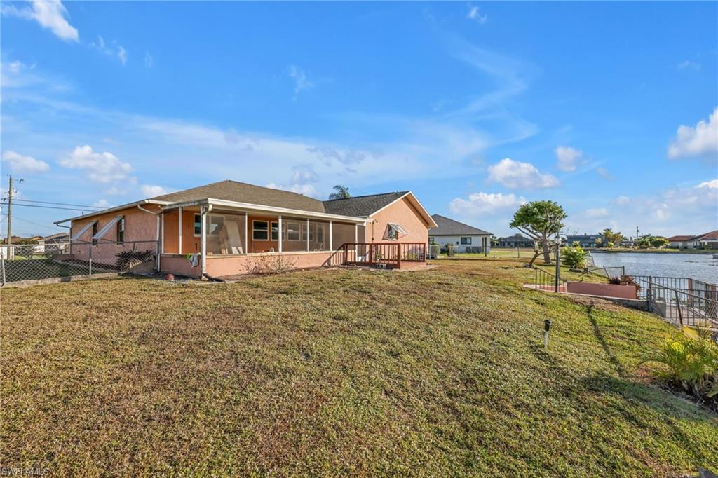 CAPE CORAL - Residential