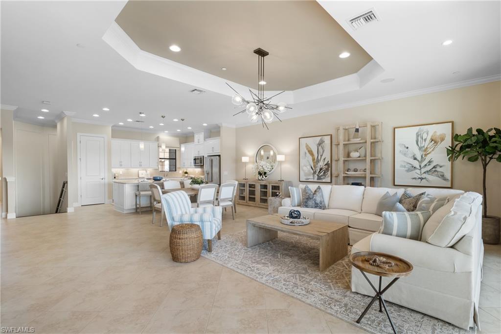 ESPLANADE - Residential