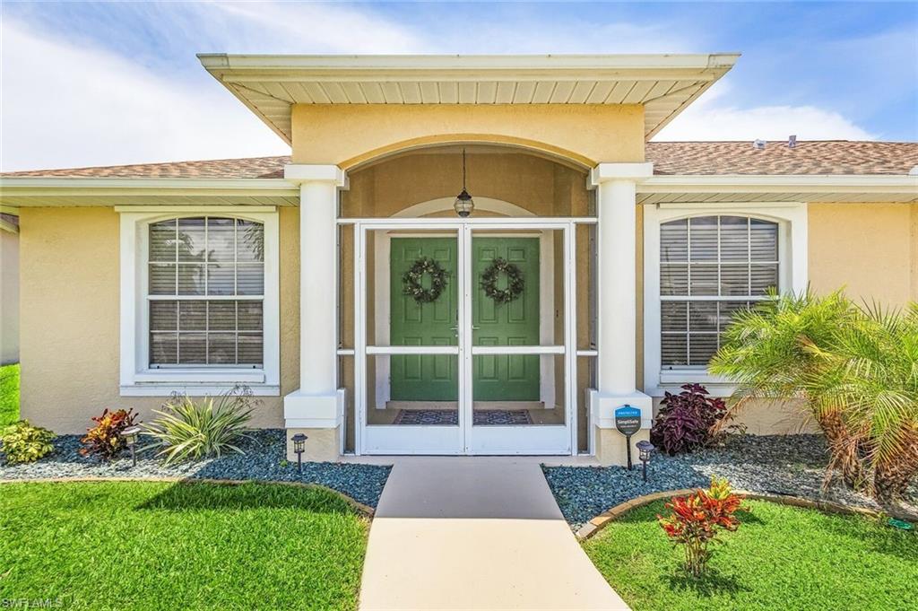 CAPE CORAL - Residential