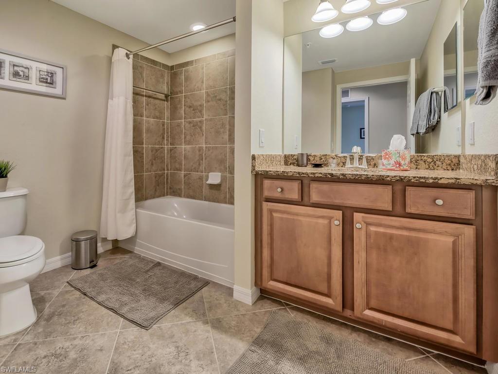 DI NAPOLI - Residential Lease