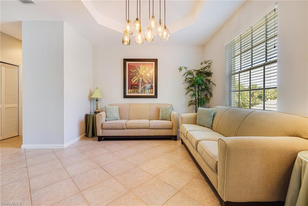 19081 RIDGEPOINT DR 201