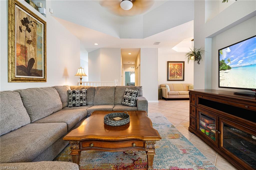 19081 RIDGEPOINT DR 201