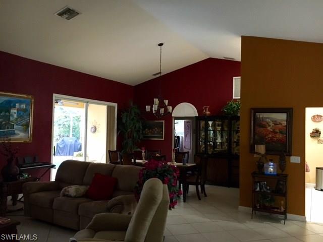 TALL PINES - Residential