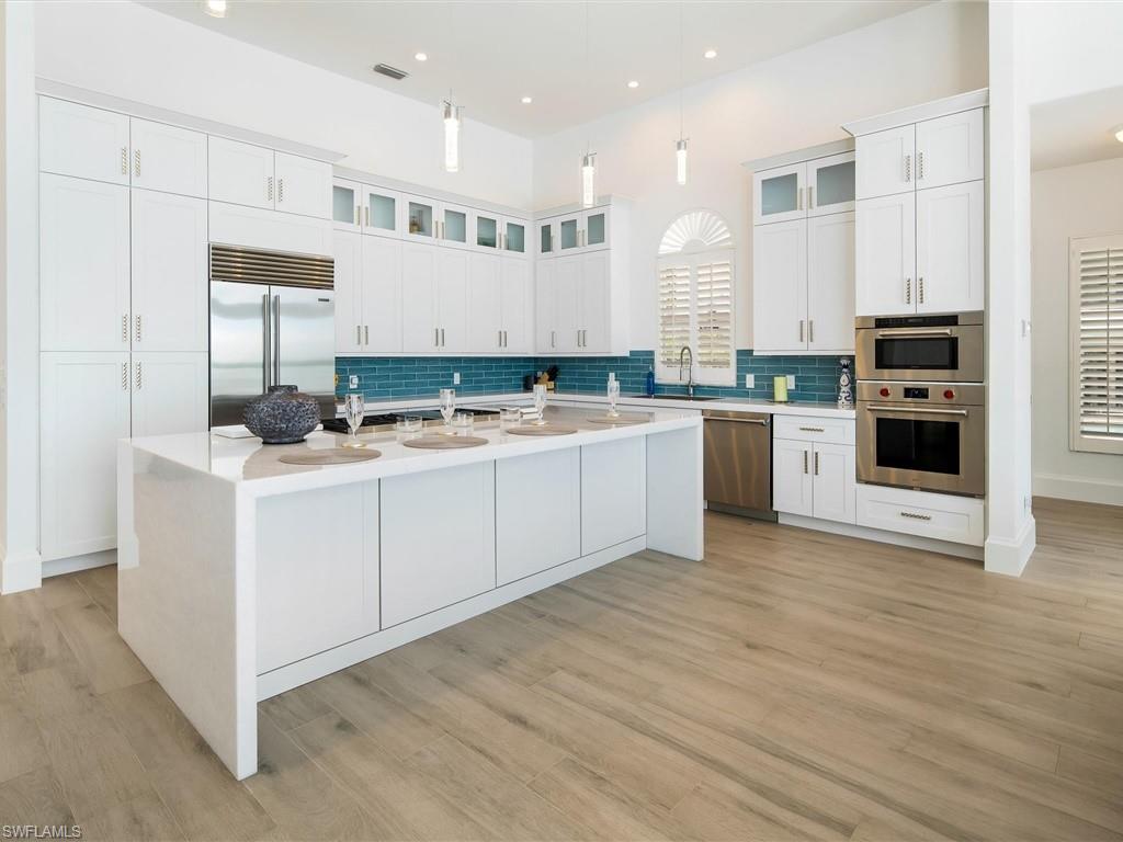 MARCO ISLAND - Residential