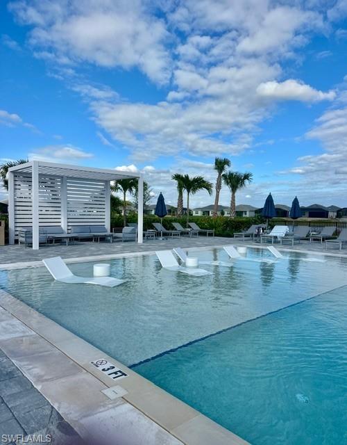 SEVEN SHORES - Residential Lease