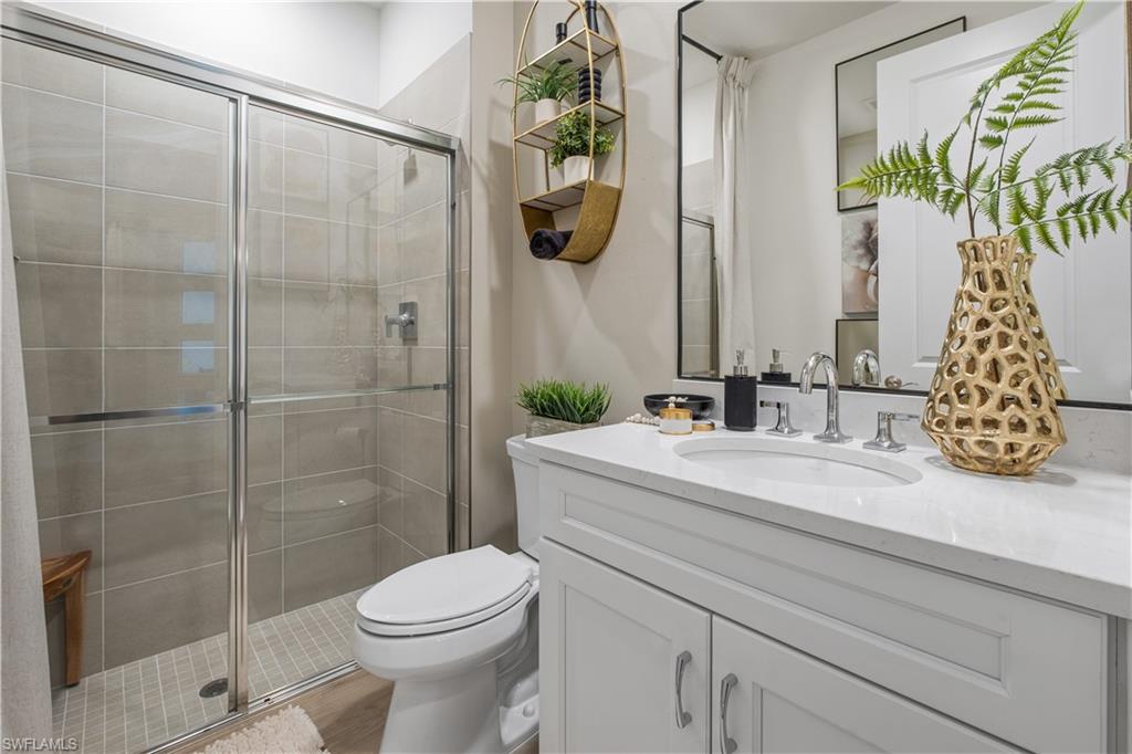 SEVEN SHORES - Residential Lease